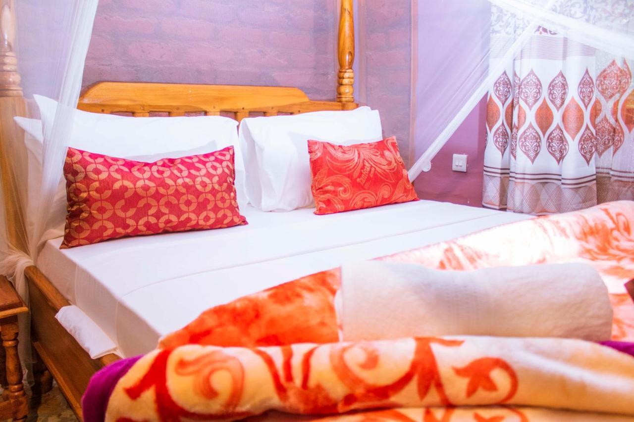 Mantis Lodge & Camping Site Morogoro エクステリア 写真