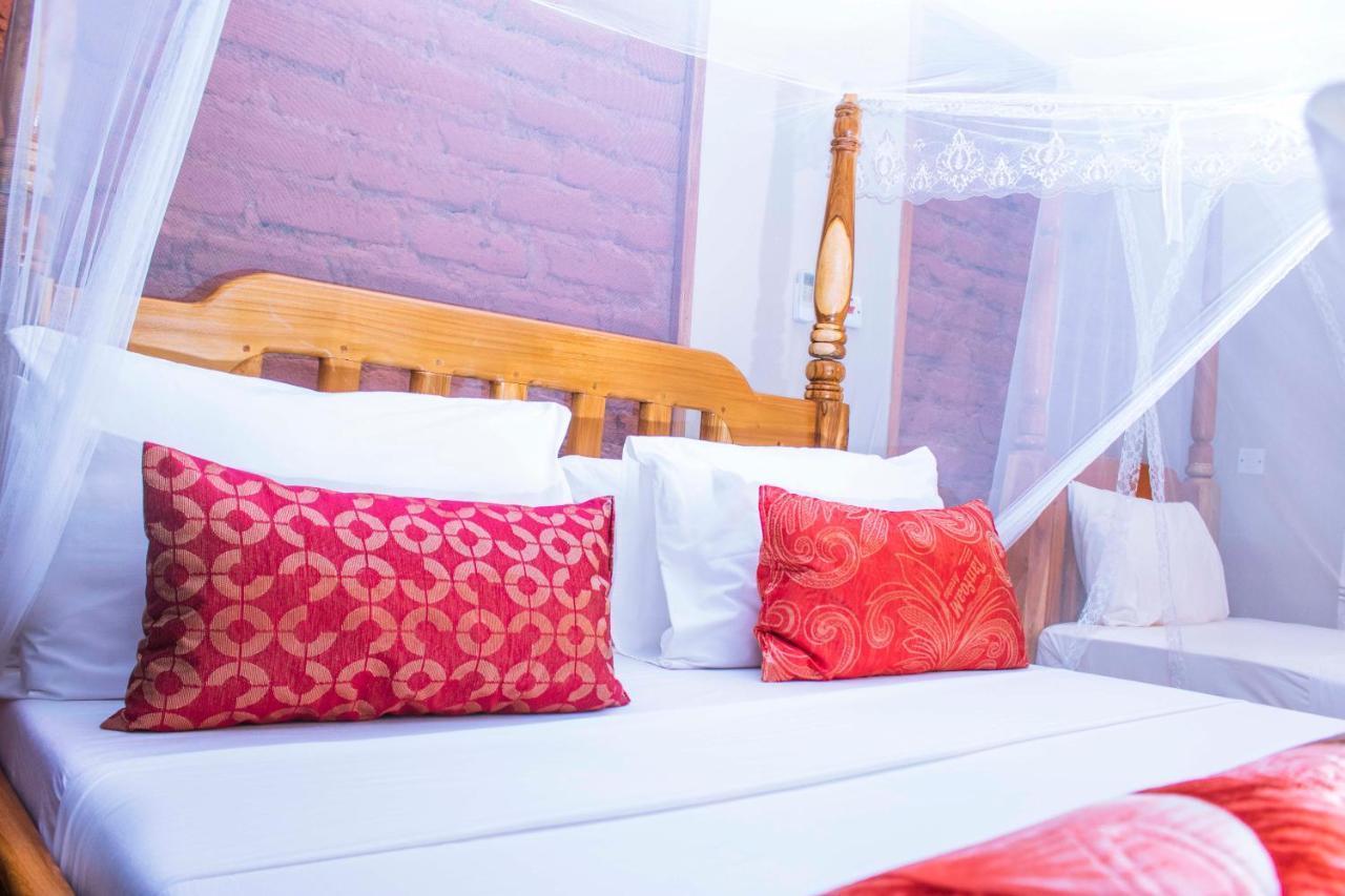 Mantis Lodge & Camping Site Morogoro エクステリア 写真