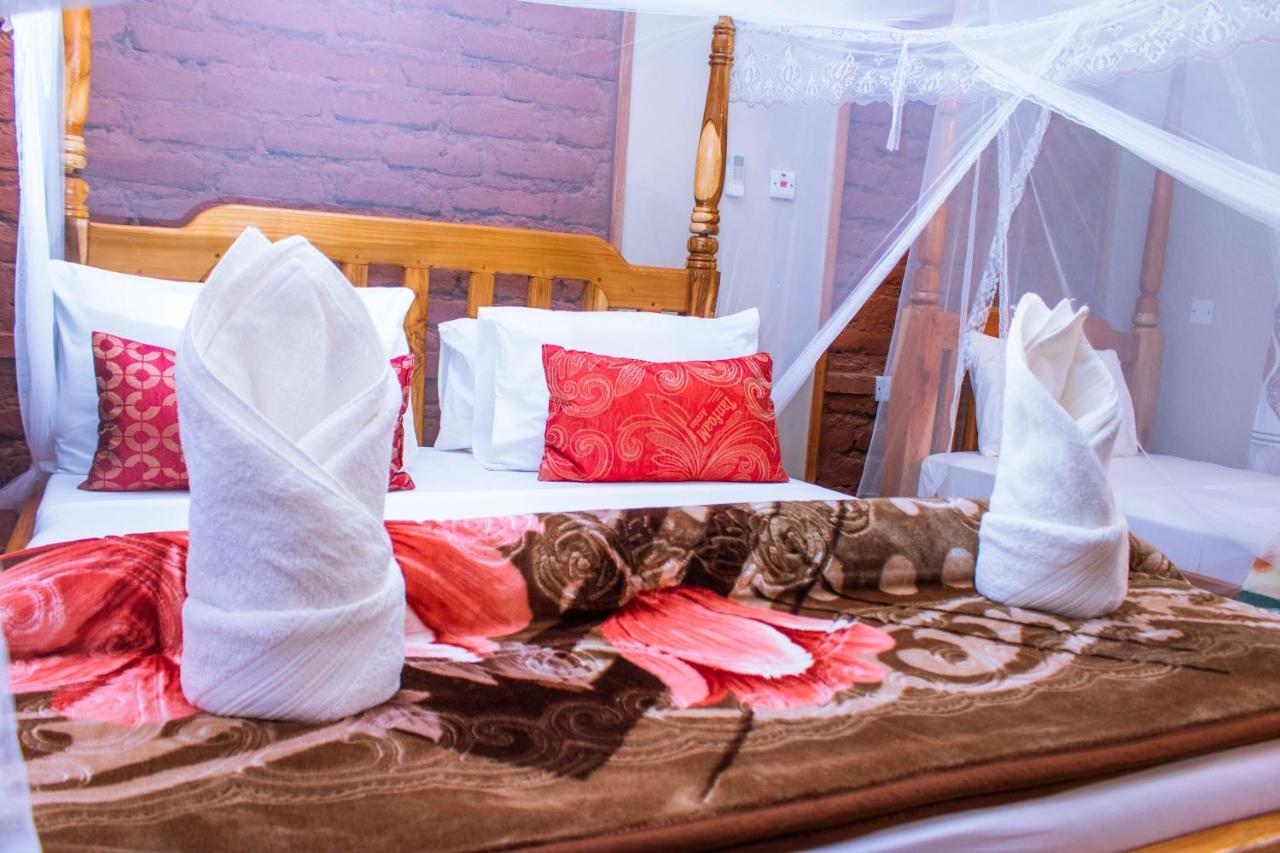 Mantis Lodge & Camping Site Morogoro エクステリア 写真