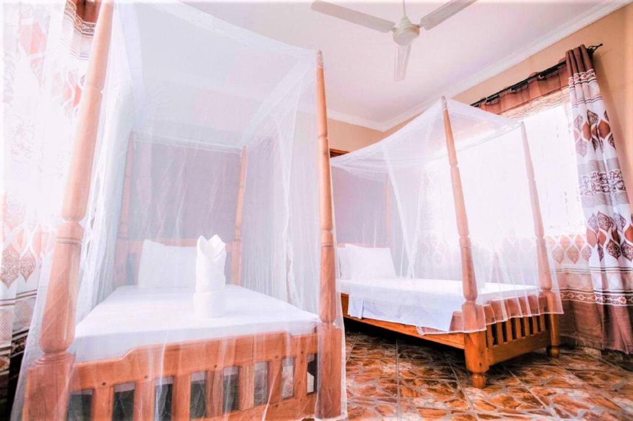 Mantis Lodge & Camping Site Morogoro エクステリア 写真